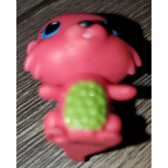 Hatchimals Colleggtibles Series1 River Pink Otter Swotter silver wing Hatchtopia - Picture 3 of 3